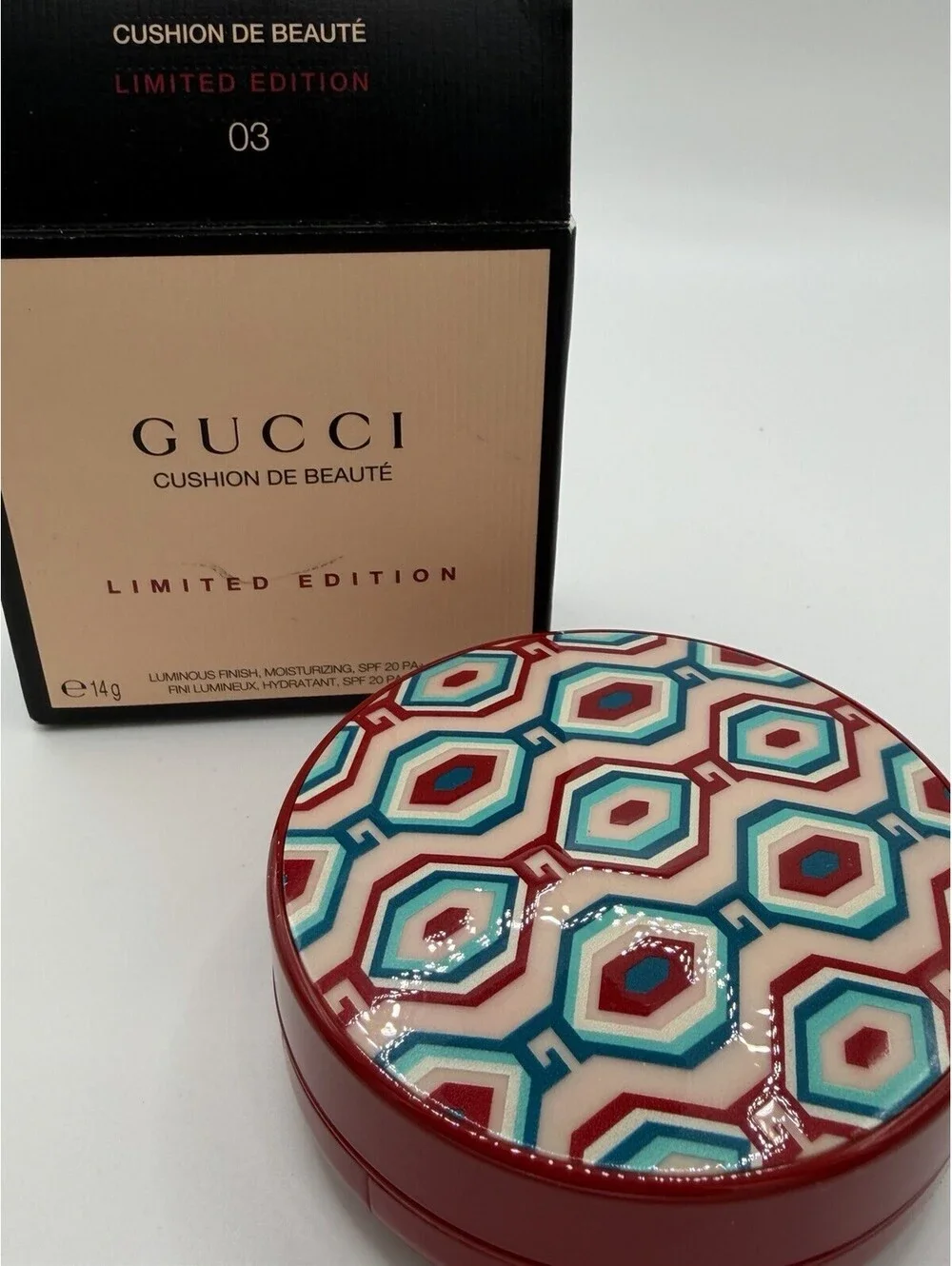 Gucci Cushion de Beauté Limited Edition Cushion Foundation 03 NIB SPF20 PA++